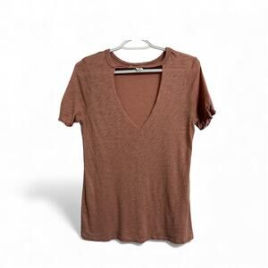 Full Tilt Classic V-Neck Everyday Essential Layering Tee Women Small Versatile